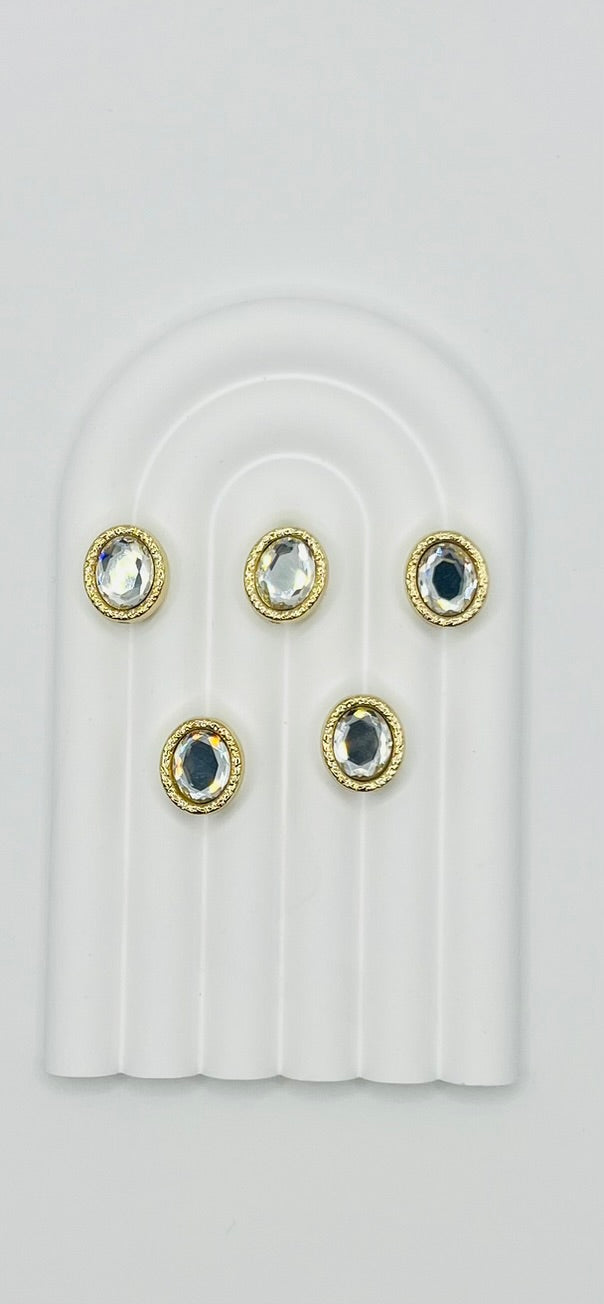 Oval Shape Shiny Gold Metal Bead with Rhinestone