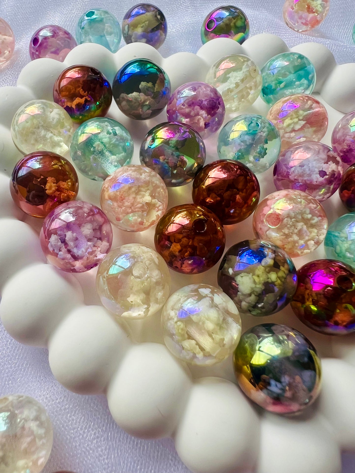 Transparent Luminous Cloud Effect Round Beads Random Mix-16mm